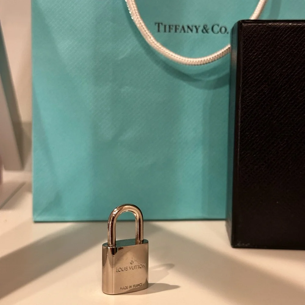 Louis Vuitton Silver Lock and Key 319